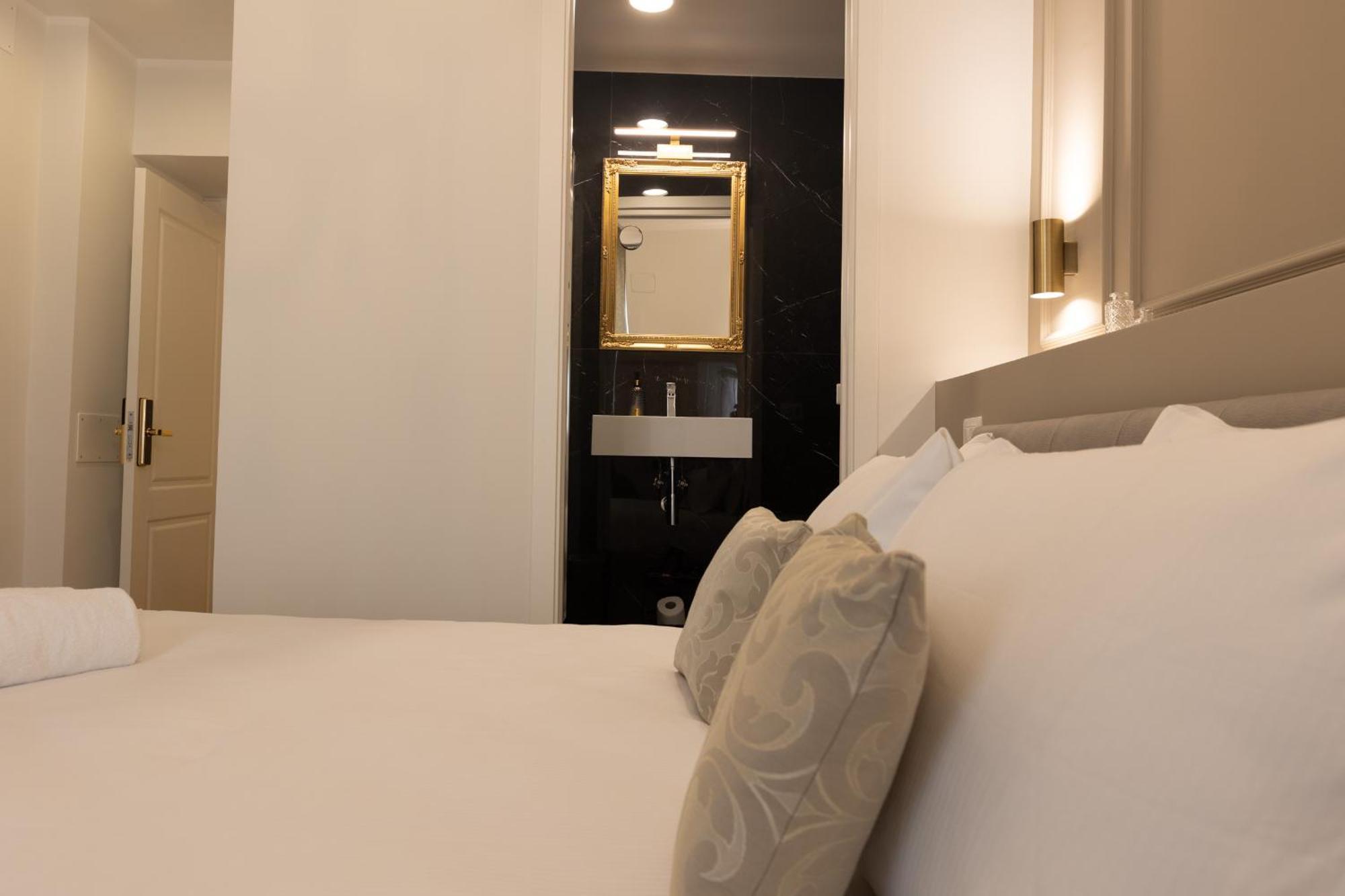 De Vince Suites - Luxury Rooms - Roma Termini Exterior foto